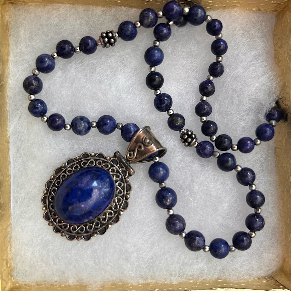 Navy blue pendant necklace